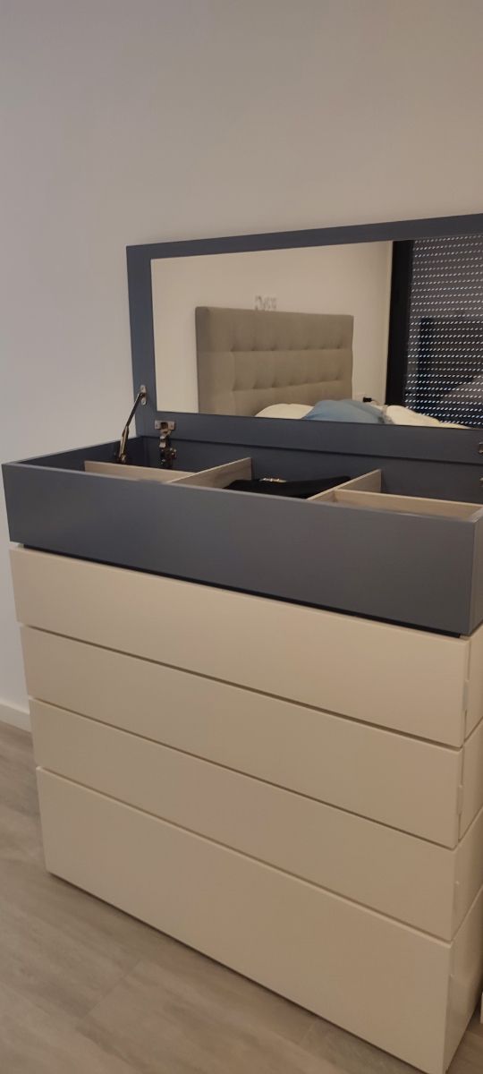 Cómoda cajones, contenedor y joyero con espejo