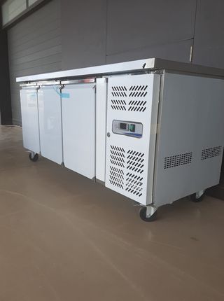 MESA DE TRABAJO REFRIGERADA 1795/60