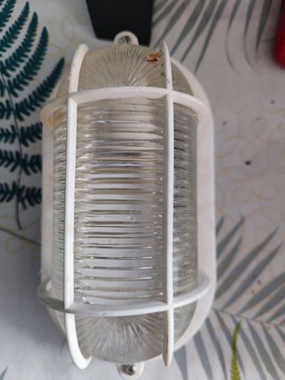 Lamparas con protección exterior