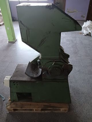 MOLINO TRITURADO DE PLÁSTICO