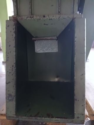 MOLINO TRITURADO DE PLÁSTICO