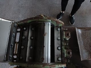 MOLINO TRITURADO DE PLÁSTICO