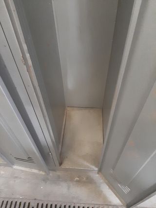 Taquilla Metálica 3 puertas