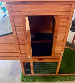 CASETA PARA AVES MOD. LYON