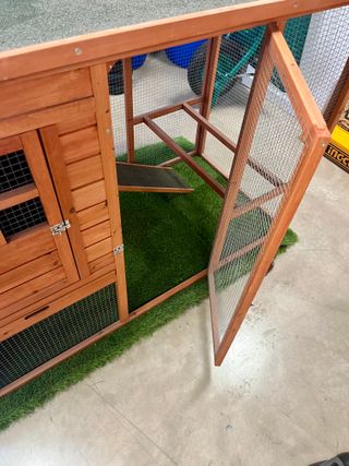 CASETA PARA AVES MOD. LYON