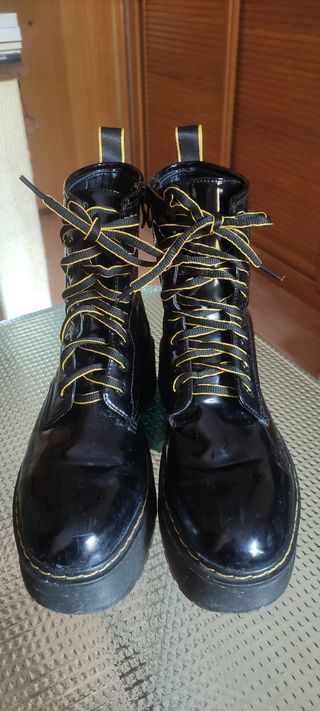 Botas negras