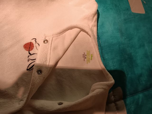 Dos buzos de bebé de 3 A 6 meses