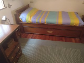 Habitación(cama nido+escritorio)2camas de 90cm