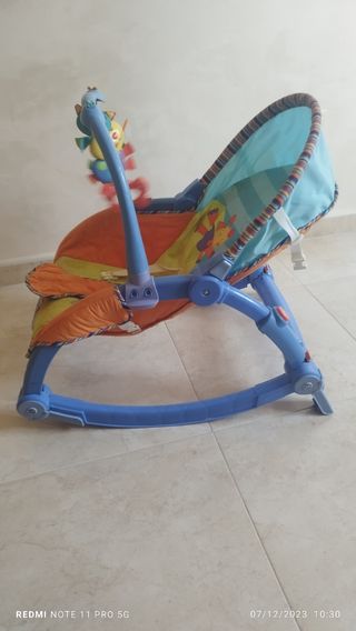 Hamaca bebé Fisher price música
