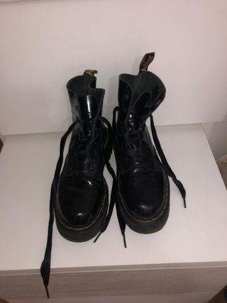 BOTAS DR MARTENS PIEL NEGRAS