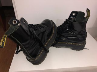 BOTAS DR MARTENS PIEL NEGRAS
