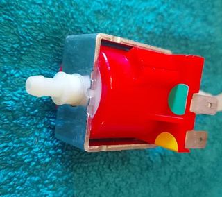 bomba de agua cafetera philips senseo hd7811