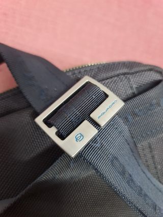Bandolera Piquadro tela y cuero