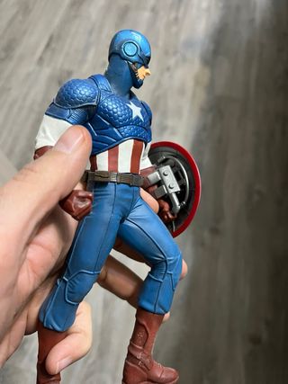 Marvel now Captan america action figure