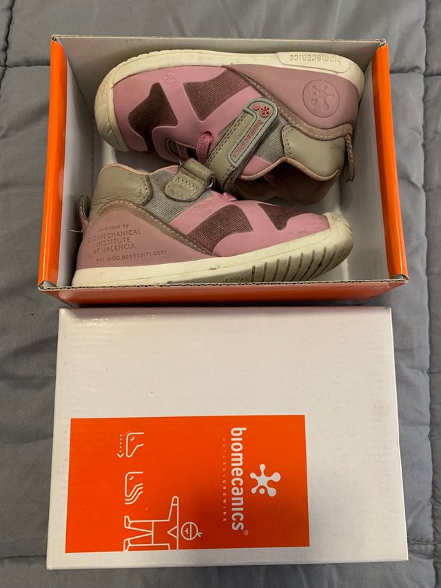 Zapatillas Biomecanics n.23