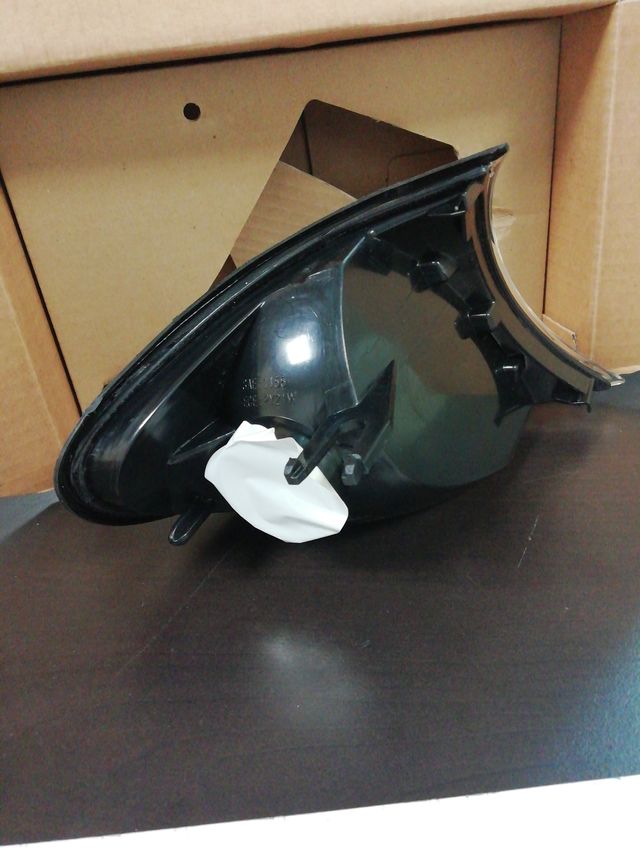 BMW E46 Piloto Delantero 2001     Nuevo