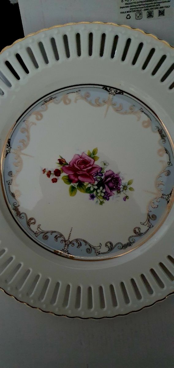 2 Piatti decorativi decorati oro zecchino