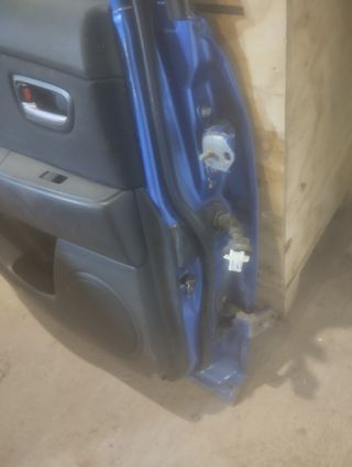 Puerta trasera izquierda Mazda 3 