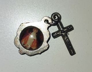 Cruces y medalla 