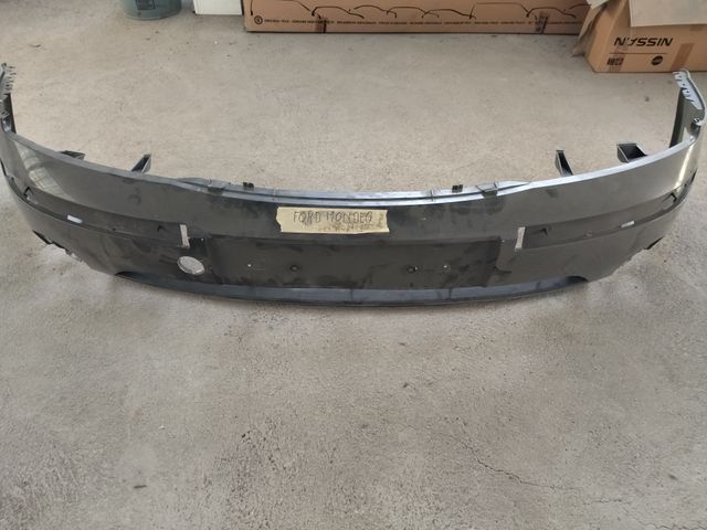 Paragolpes delantero  Ford  Mondeo  año 2000
