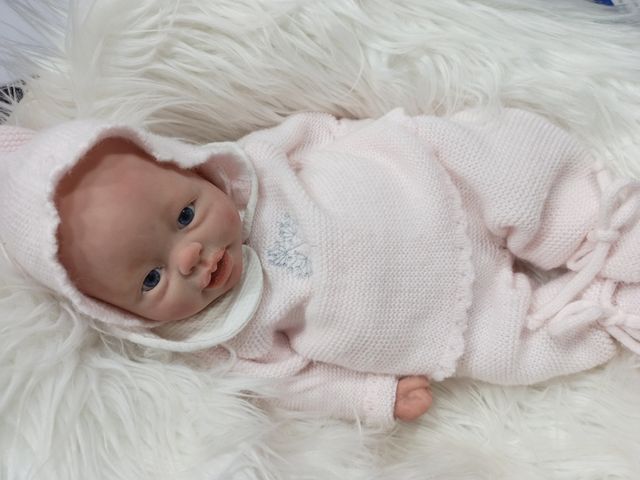 Bebé reborn silicona