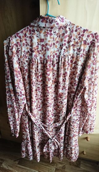 Vestido flores, Hug and Clau