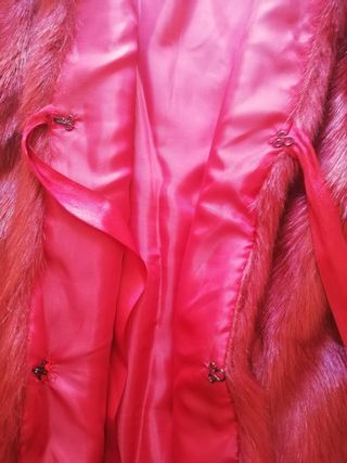 gilet di pelliccia bordeaux