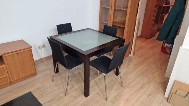 Mesa comedor y sillas