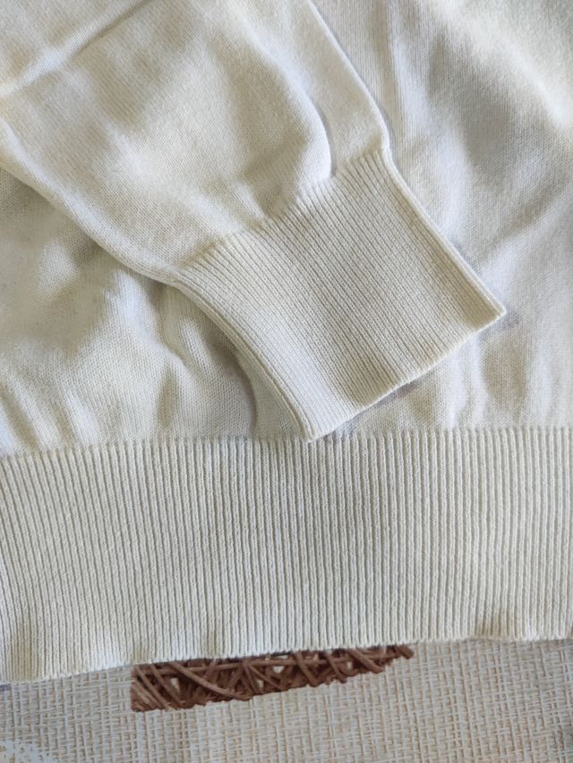 Maglioncino bianco , cardigan,