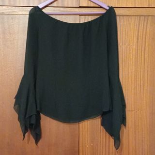 MUY ESPECIAL BLUSA MANGA MURCIÉLAGO 