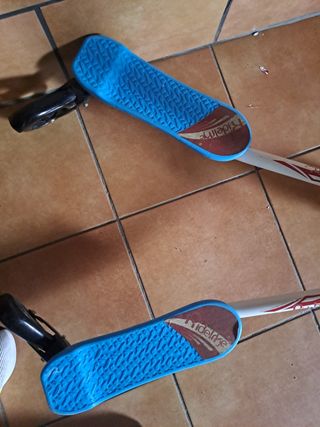 Patinete doble de tres ruedas