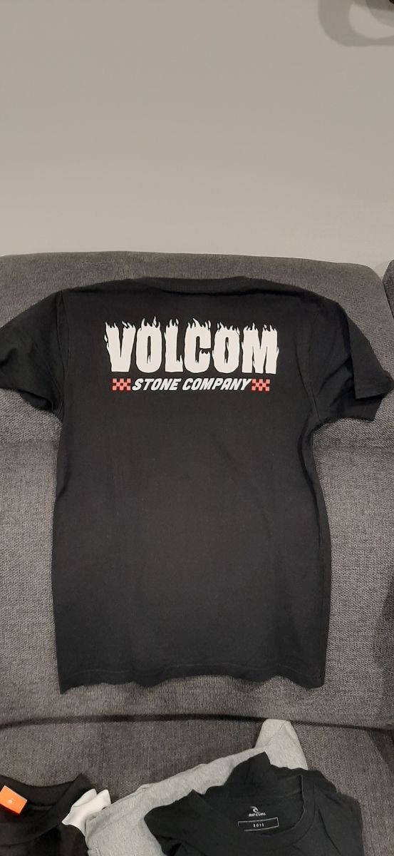 Pack camisetas Rip curl, Volcom