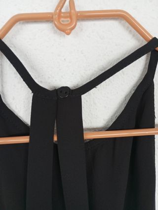 CAMISETA NEGRA CUELLO HALTER T.XS TRF