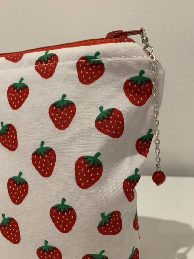 Astuccio beauty mille usi fragole