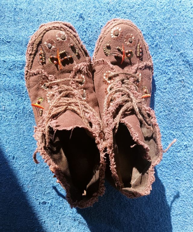 Zapatillas originales con bordados