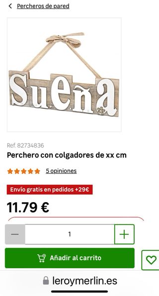 Perchero con colgadores