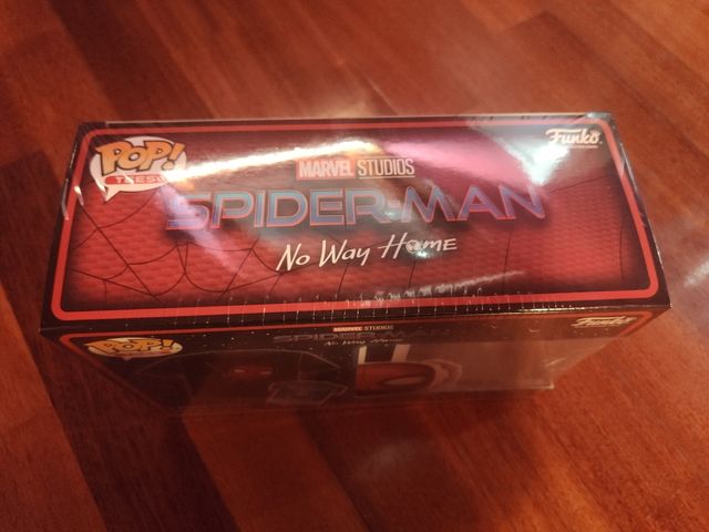 Funko Pop Spider-Man (Pop & Tees)