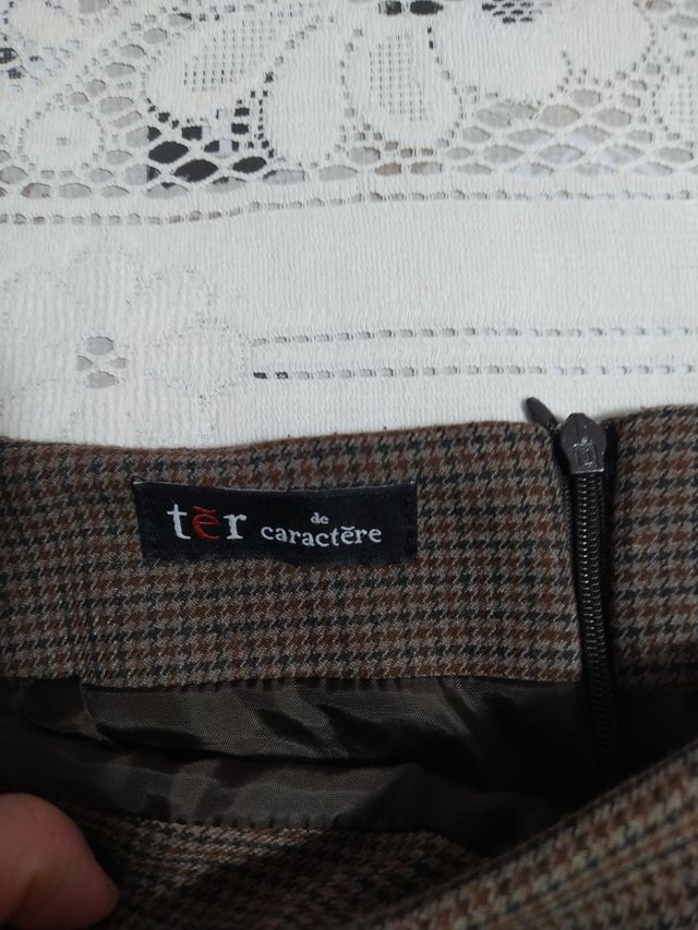 Gonna Caractere marroncino