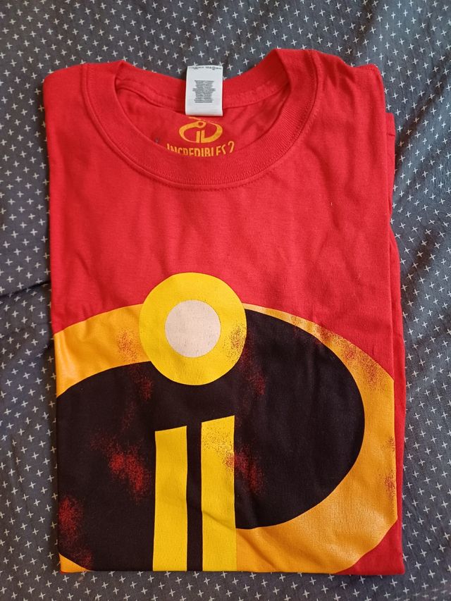 2 camisetas Los Increíbles