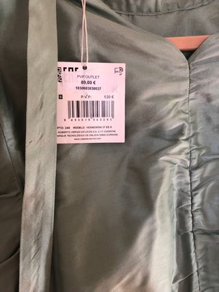 Blusa seda nueva ROBERTO VERINO