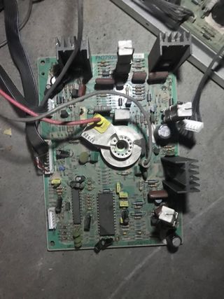 CHASIS MONITOR ARCADE WELLS GARDNER