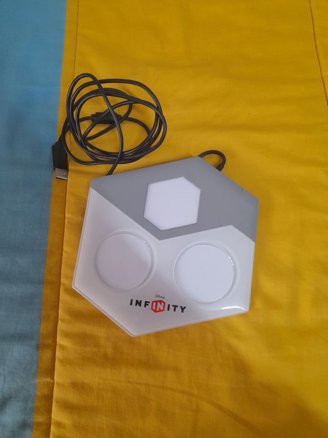 Portale "Infinity 2.0" PS3 + Personaggi