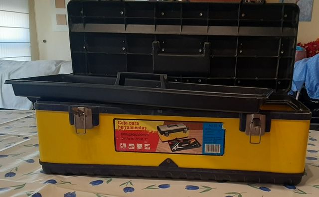 Caja de herramientas metalica