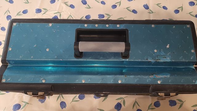 Caja de herramientas metalica