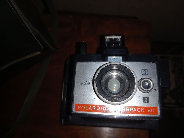 Macchina fotografica polaroid