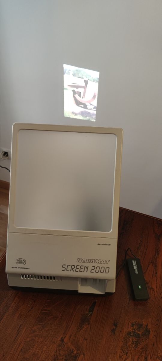 Proyector diapositivas BRAUN