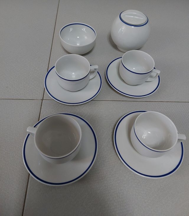 Set tazzine in porcellana