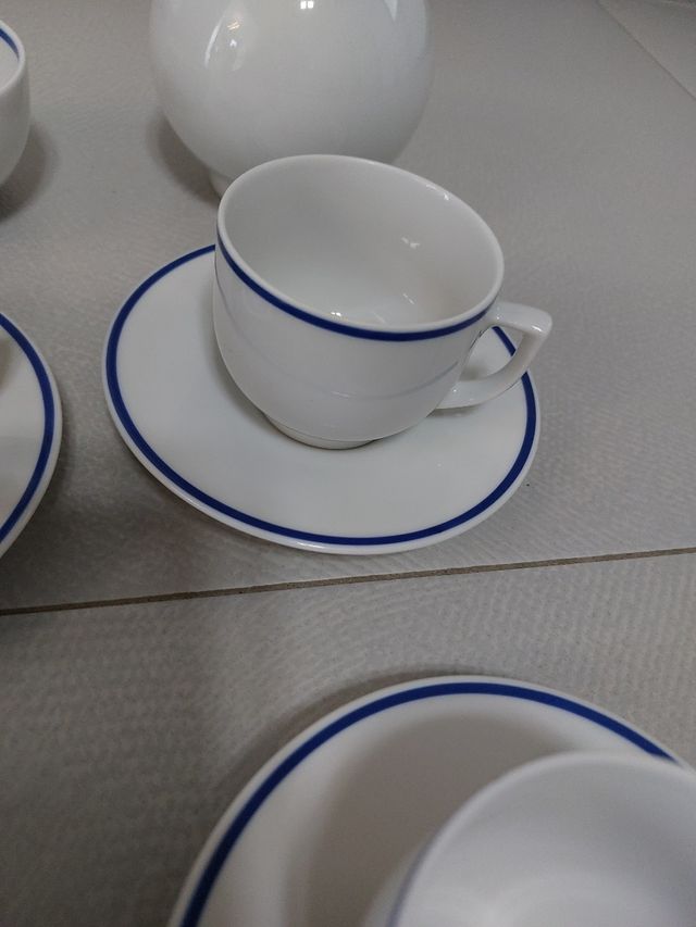 Set tazzine in porcellana