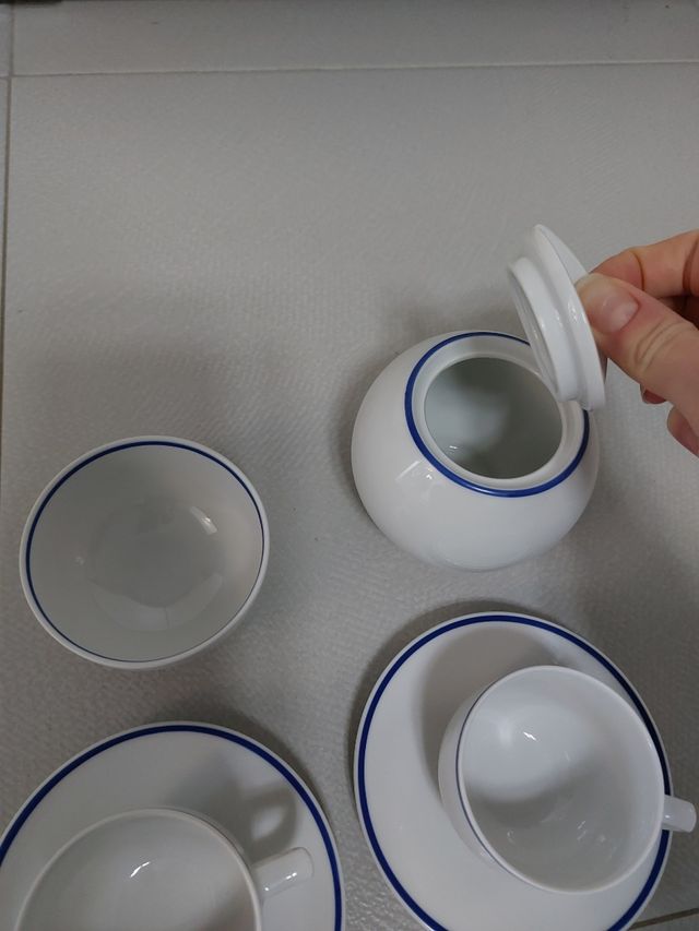 Set tazzine in porcellana