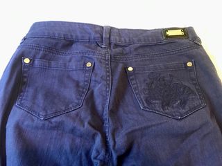 Pack vaquero, camiseta, suéter y falda